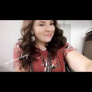 Meet your Posher, Krista